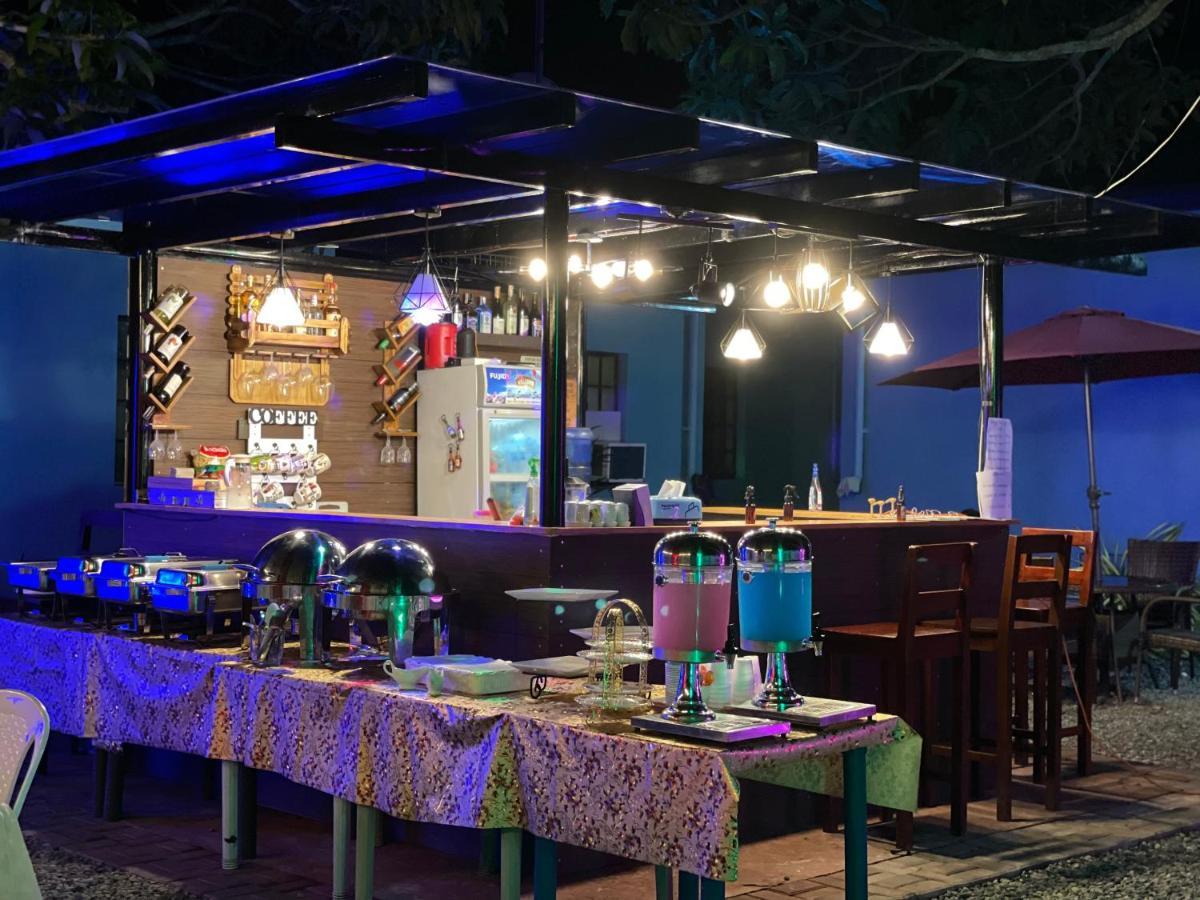 Blue Summer Suites & Restaurant Bingag Екстериор снимка